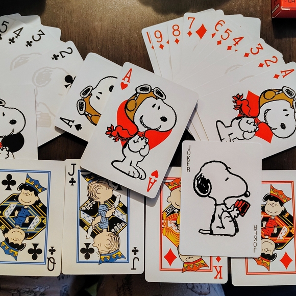 Peanuts Playing Cards Set - Picture 3 of 3